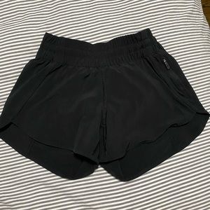 Lululemon Tracker Short 4"